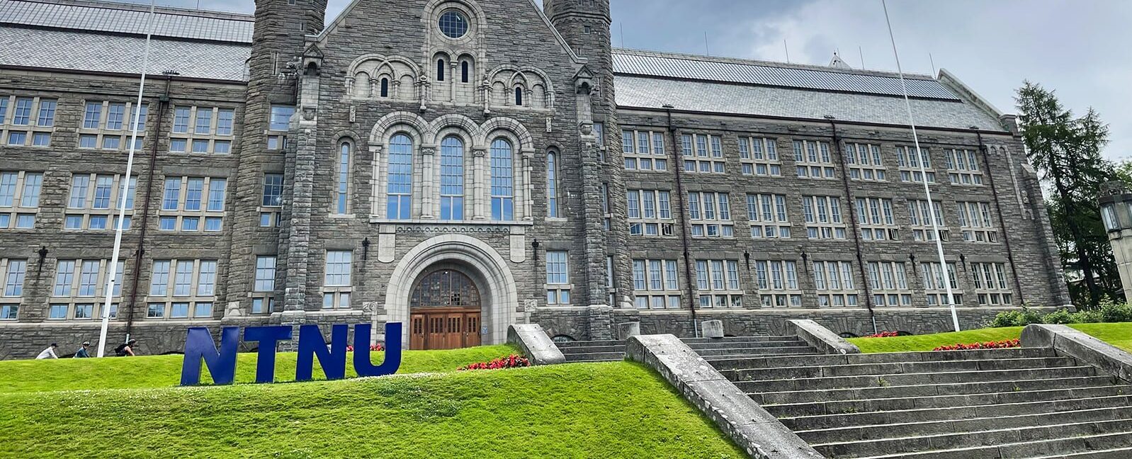 ntnu-trondheim-main-building